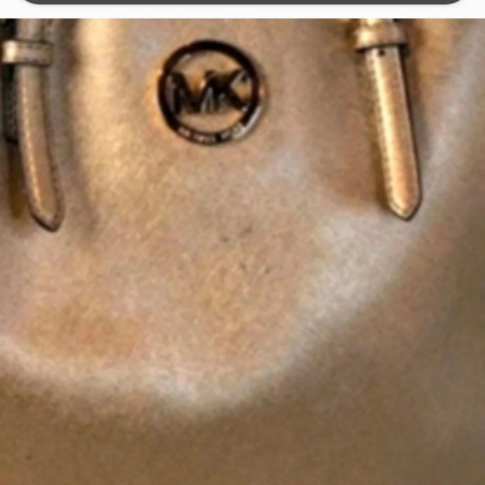 Michael Kors Jet Set Bronze Leather Tote Shoulder Bag - Picture 2 of 7